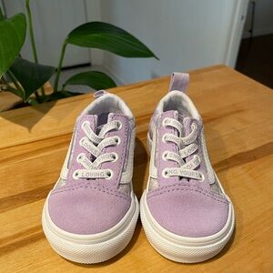 Vans Kids Sneakers in Lavender and White